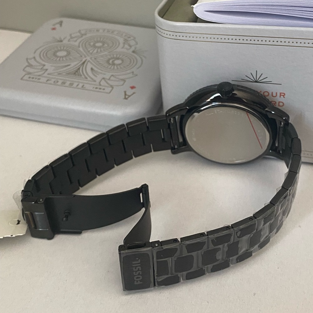 Fossil Watch - Picture 4 of 4